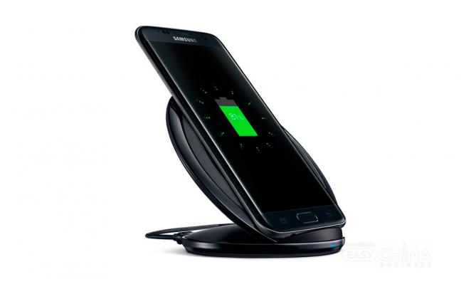 Беспроводная QI зарядка Fast Charge Беспроводная QI зарядка Fast Charge